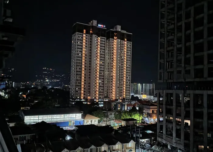 Apartment P&r -urban Deca Homes Banilad Mandaue City